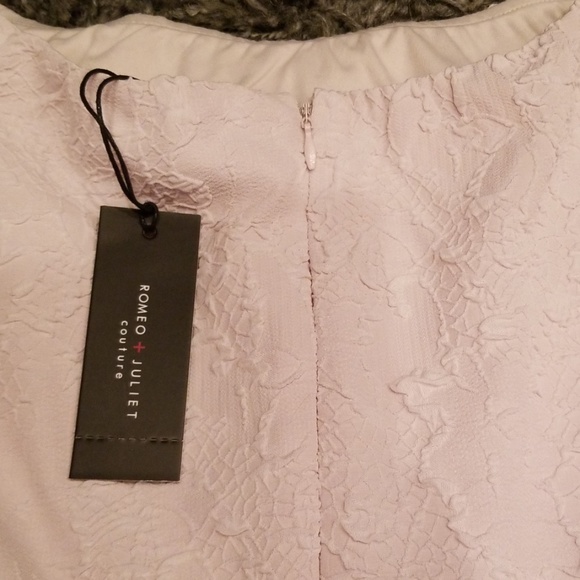 Romeo and Juliet huge bell sleeve top - Picture 4 of 4